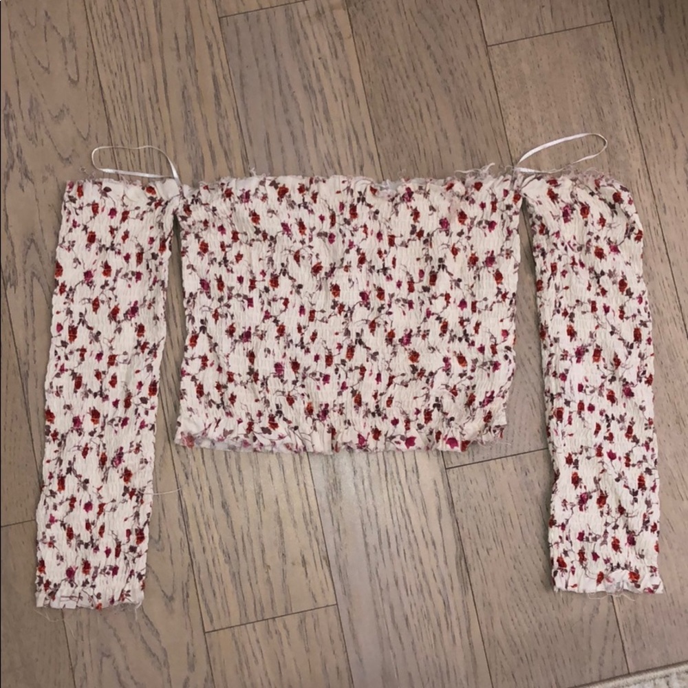 Long sleeve shoulder less crop top